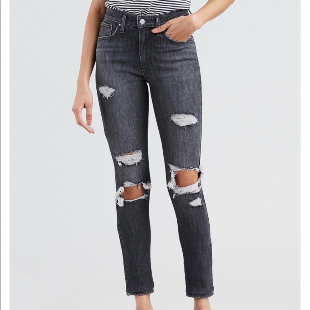 Levi's 721 High Rise Skinny Jeans Bites The Dust